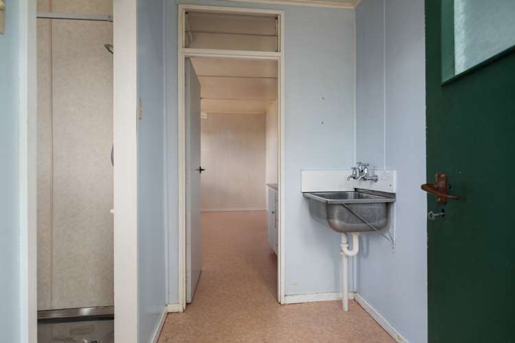 1 The Whistlestop Clyde_12