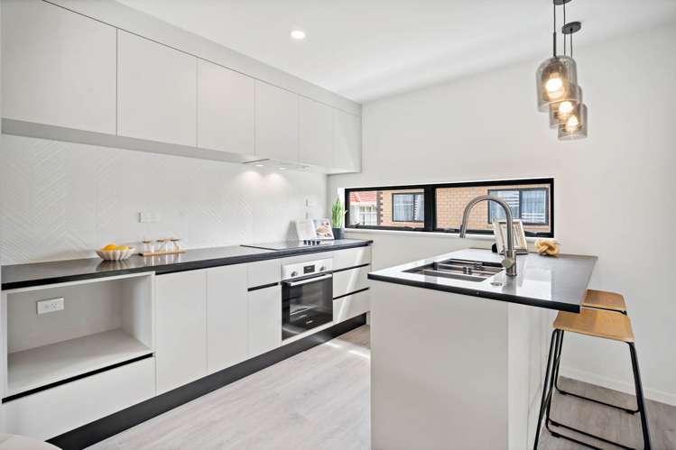 4/101 White Swan Road Mount Roskill_7