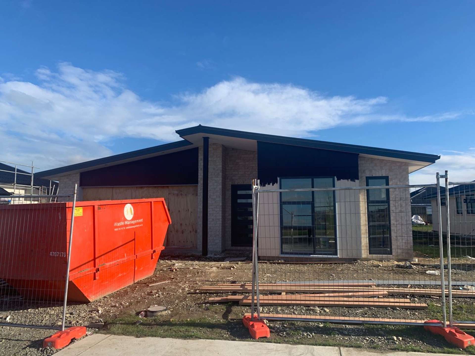 184 Faringdon Boulevard Rolleston_0