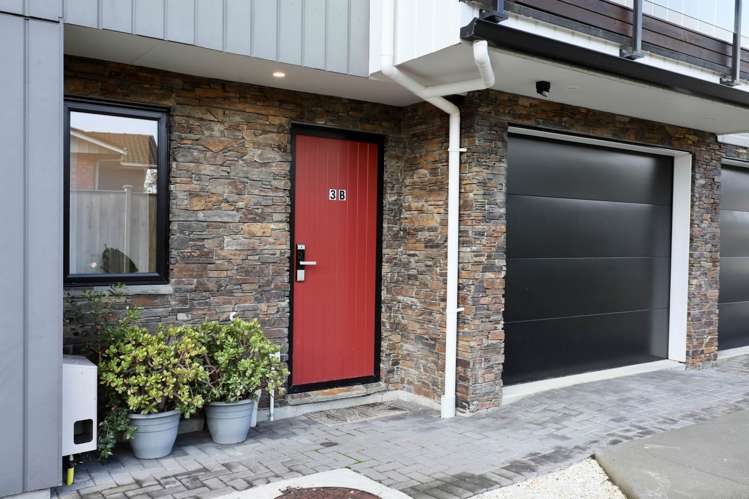 3B Hemsway Place Sunnyhills_12