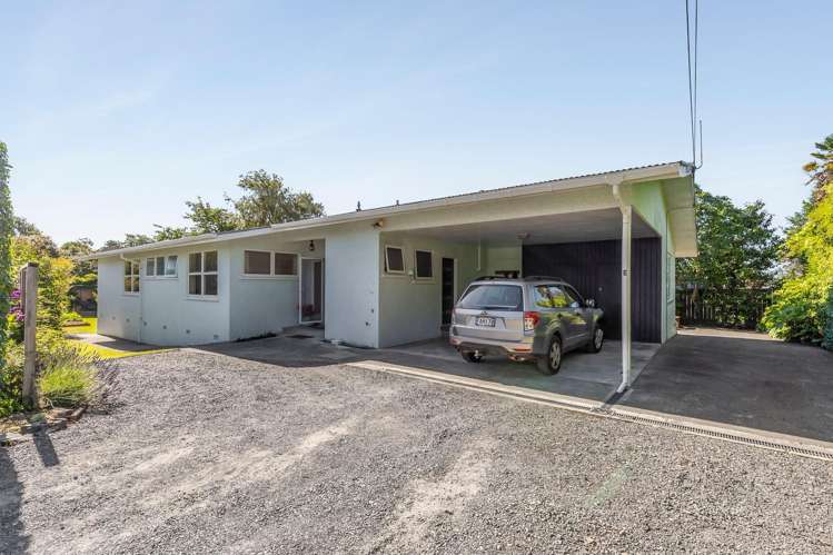 71e Bronte Street East Nelson_1