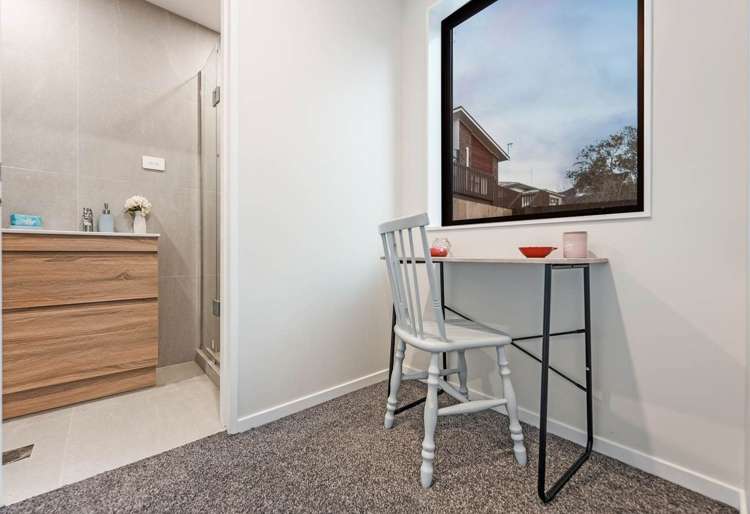 4202E Great North Road Glendene_9