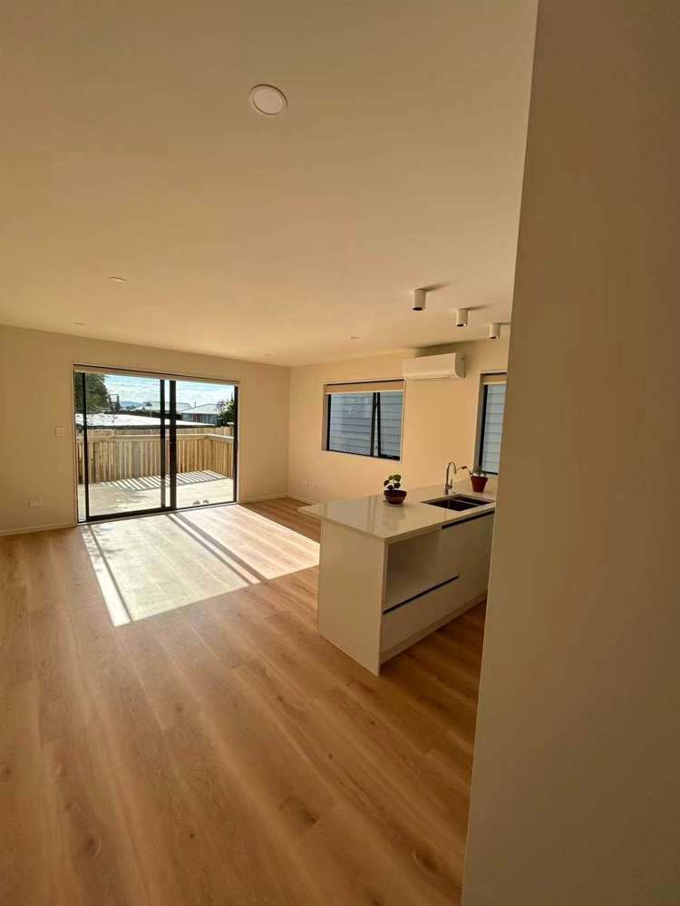 B/63 Terry Street Blockhouse Bay_7