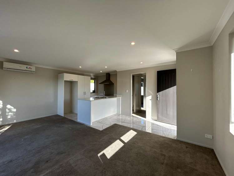 7A Kahawairahi Drive Beachlands_1