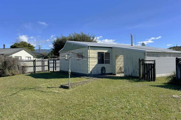 68 Abel Tasman Drive Takaka_16