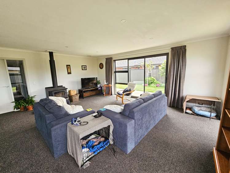 19 Magnetic Place Cromwell_5