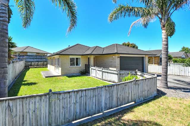 2 Carisbrook Crescent Papakura_1