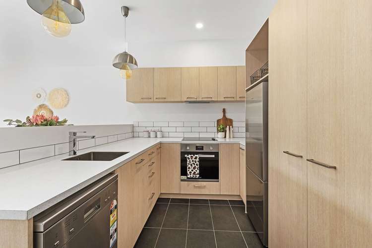 12/7 Handyside Street Tawa_6