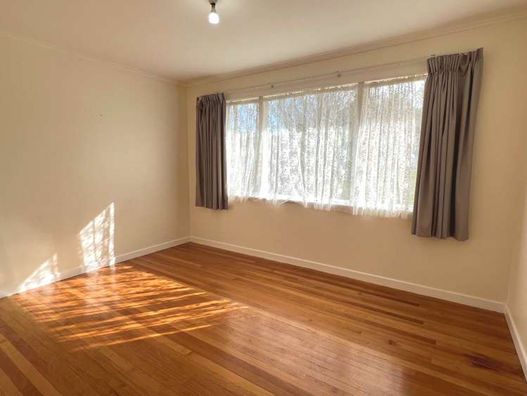 14 Sylvan Crescent Te Atatu South_7