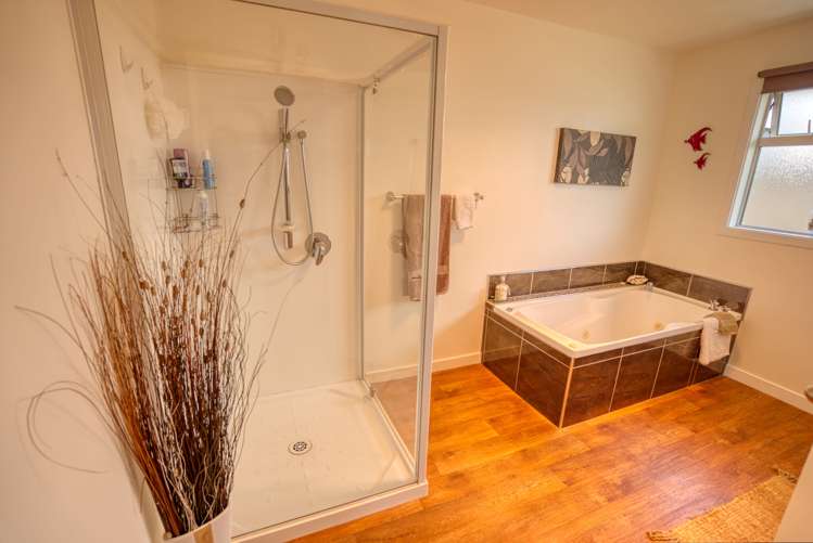 11 Bowen Street Kokatahi_24