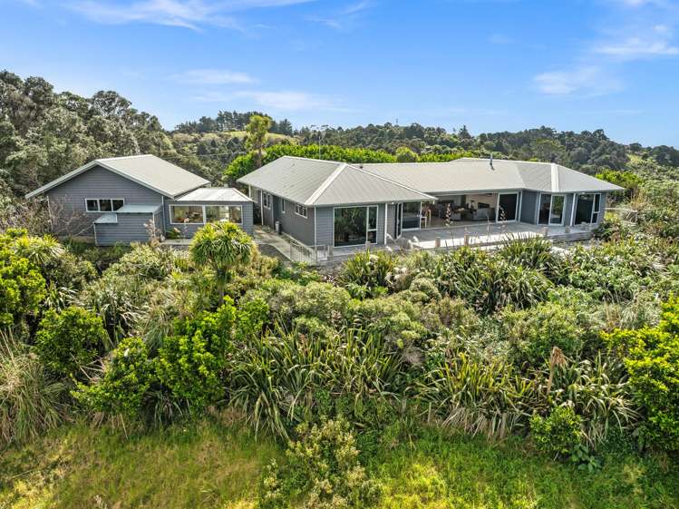 52 North Gable Way Tutukaka_2