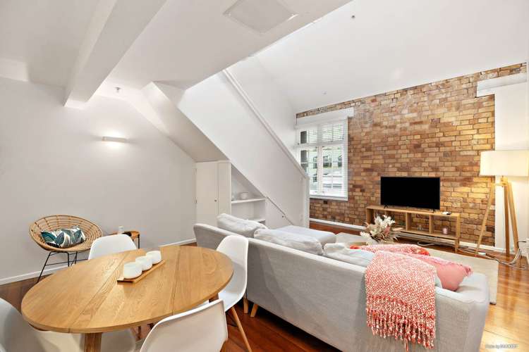 2B/4 Lorne Street_4