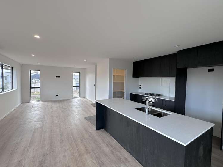 17 Poipoi Place Aranui_4