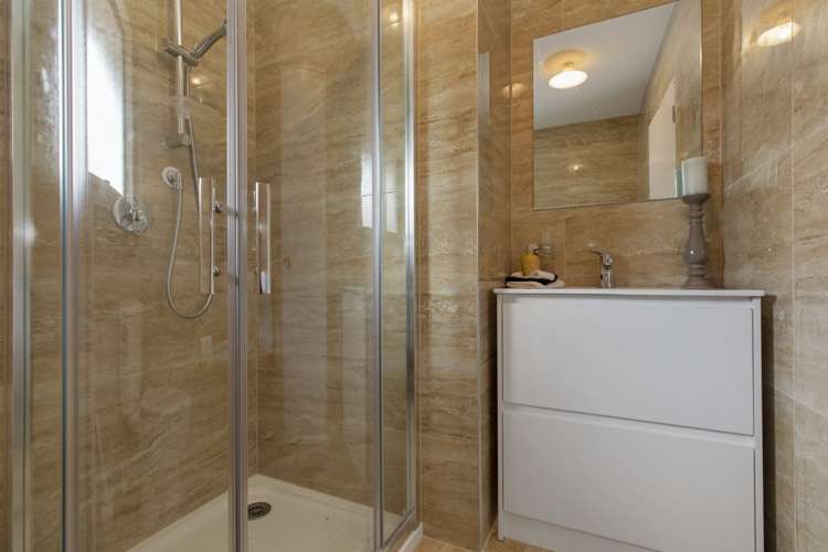 1/67 Charntay Avenue Clover Park_8