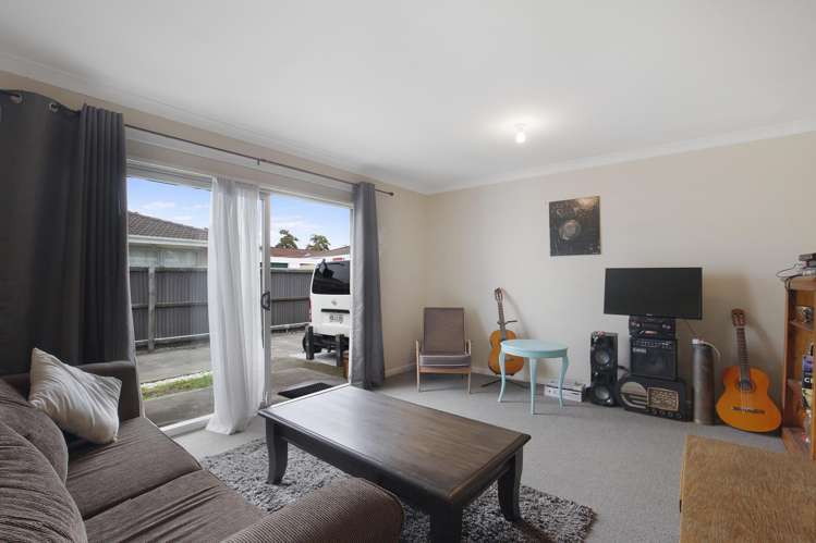 3/10 Lane Street Woolston_2