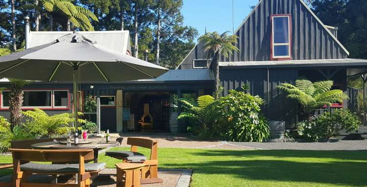 444 Wentworth Valley Road Whangamata_3