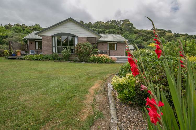 35 Pawsons Valley Road Duvauchelle_18