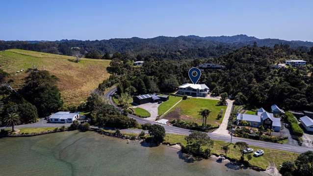 Waterfront bliss in Ngunguru