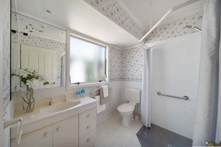 2/40 Cook Street Howick_8