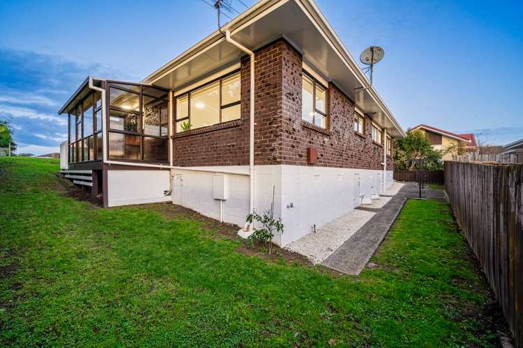 1/87 Cook Street Howick_21