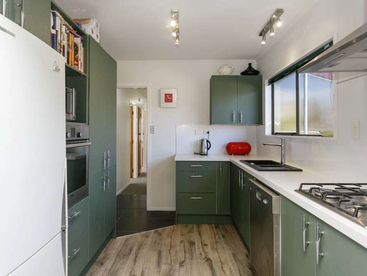 5 Macdonell Street Hilltop_6