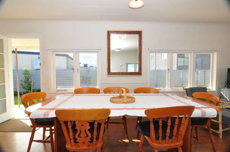 330 Ocean Road Whangamata_8