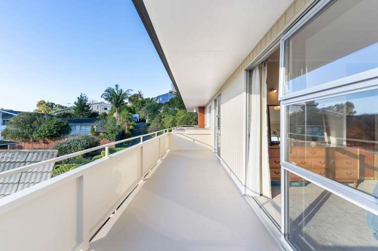 56 Mayfair Crescent Mairangi Bay_31