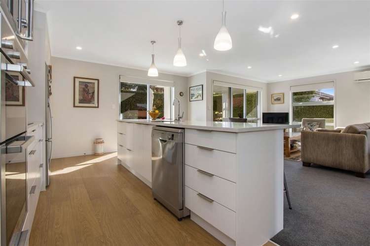 11 Turnberry Close Aongatete_4