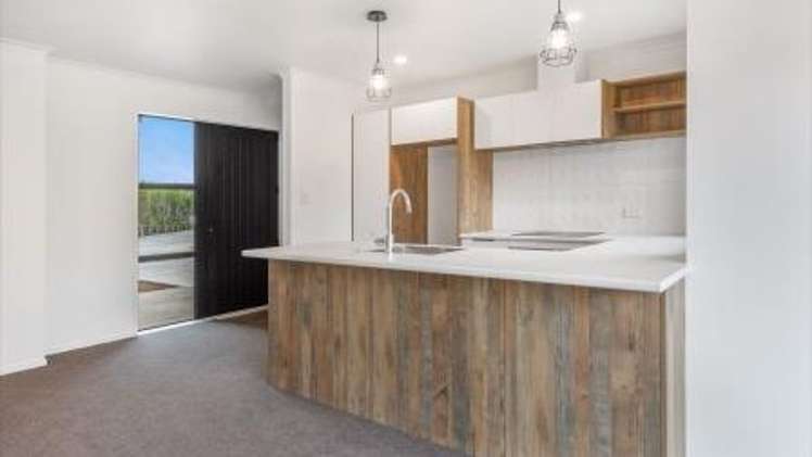 43B Heathfield Avenue Huntington_2