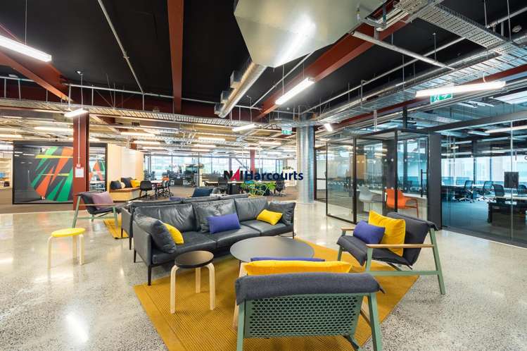 B:Hive/74 Taharoto Road Takapuna_7