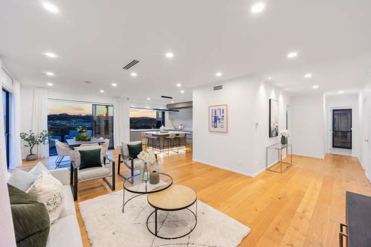 73 Headsail Drive Long Bay_4