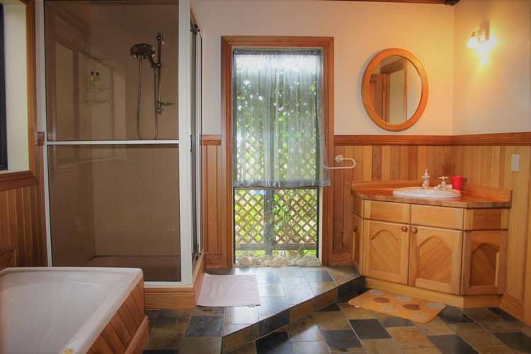 72 Derbyshire Lane Karaka_2