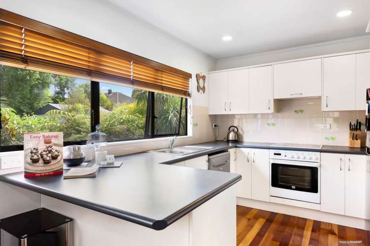 2/121 Godley Road Green Bay_1