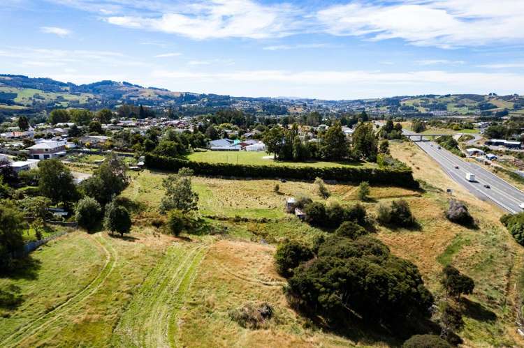 127A Main Road Fairfield_18