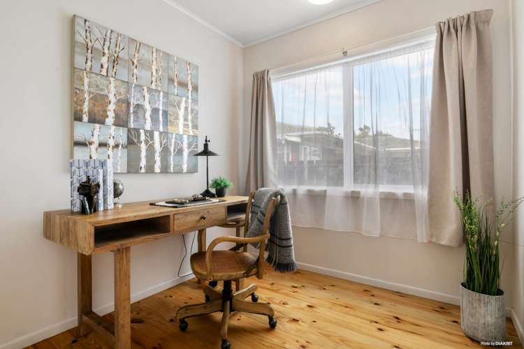 17 Shanley Crescent Waiuku_10