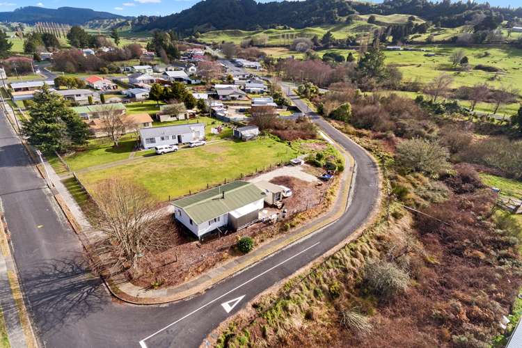 13 School Road Benneydale_15