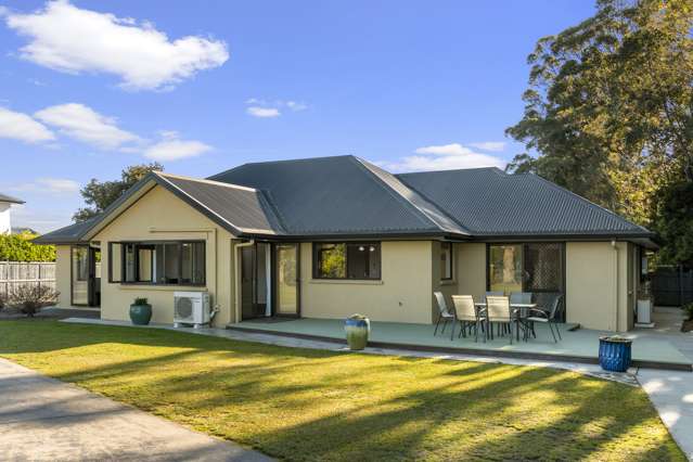 10 Bransley Grove Katikati_1