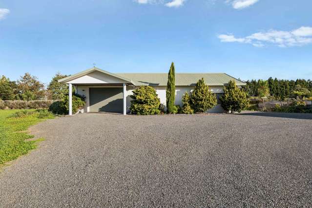 88 Boord Crescent Kumeu_2