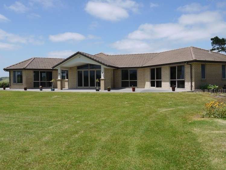 249 Baylys Coast Road Dargaville_20