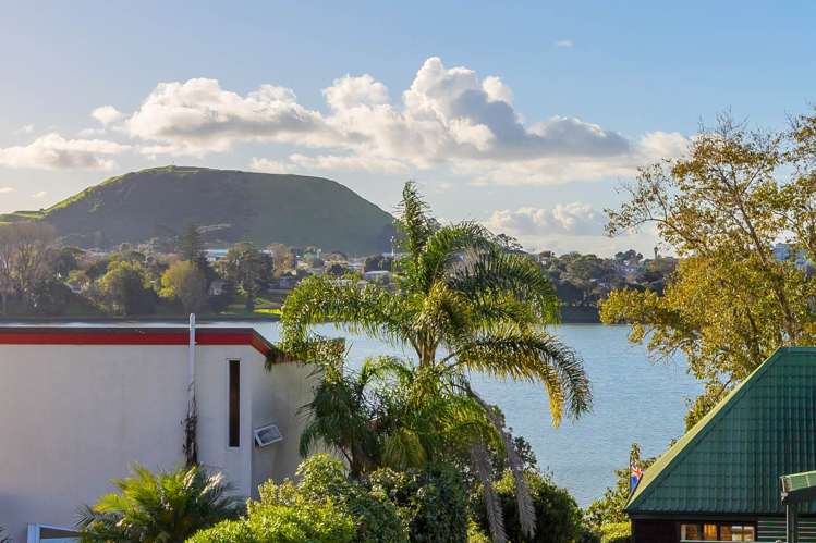 16 Marine Lane Mount Wellington_13