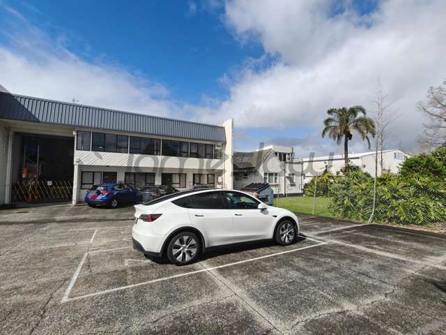 102 Henderson Valley Road Henderson_4