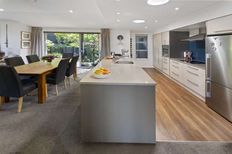 6 Istana Place Britannia Heights_9