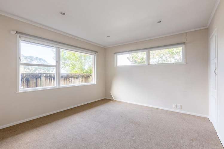 17 Hubert Henderson Place Remuera_14