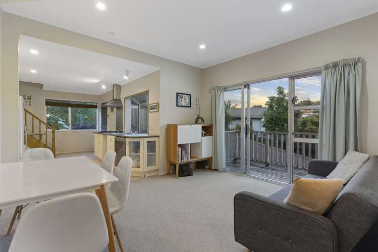 1/74 Beach Road Castor Bay_10