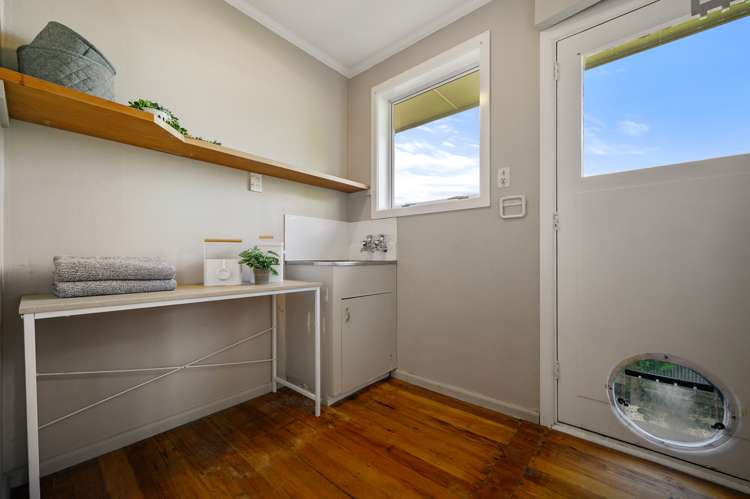 66 Neill Street Hornby_19