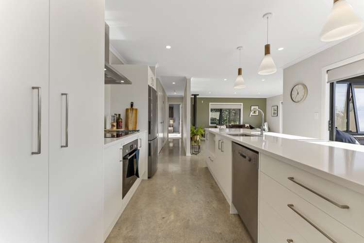 18 Grefor Lane Waitarere_5