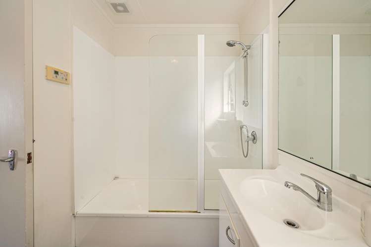 7 Bobstay Lane Whitby_13