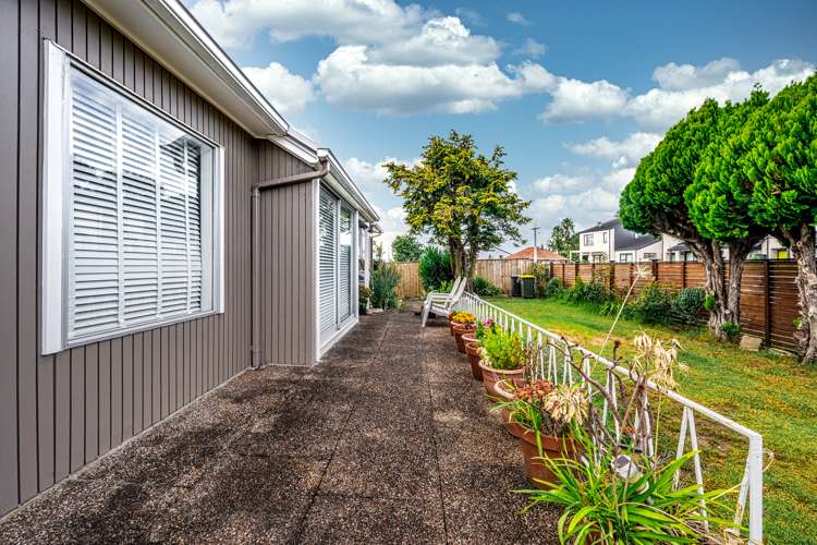 1 Tobruk Road Panmure_24