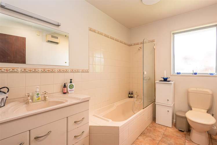 2/25 Avonhead Road Avonhead_11