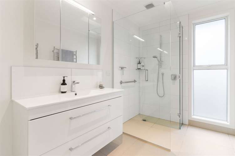 85 Wharf Road Te Atatu Peninsula_16